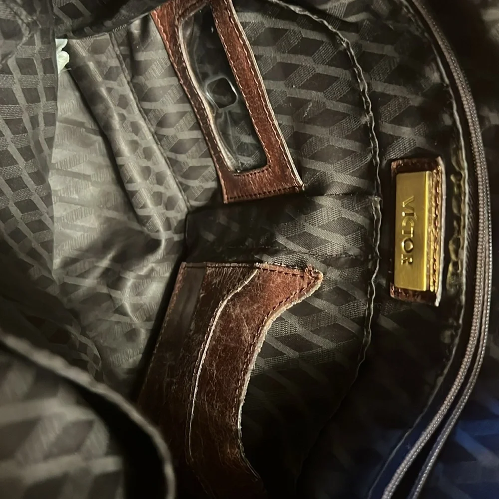 Victor vintage shoulder bag, leather soft rich brown